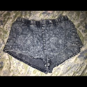 Denim washed shorts